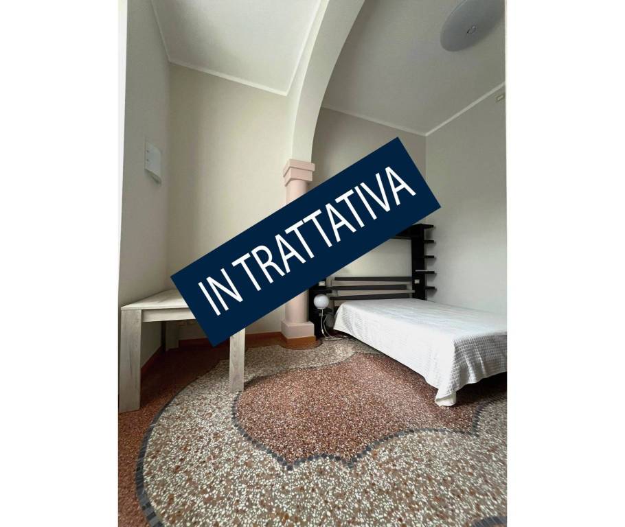 appartamento in vendita a Pavia in zona Centro Città