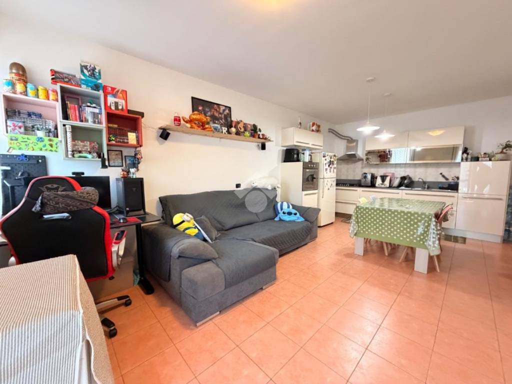 appartamento in vendita a Pavia in zona Policlinico