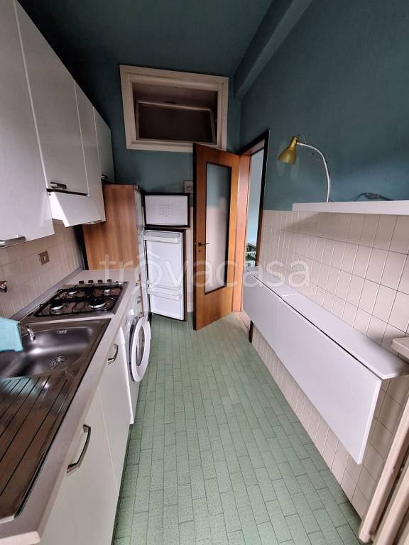 appartamento in vendita a Pavia in zona Stazione