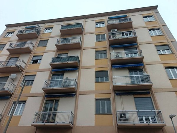 appartamento in vendita a Pavia in zona San Pietro