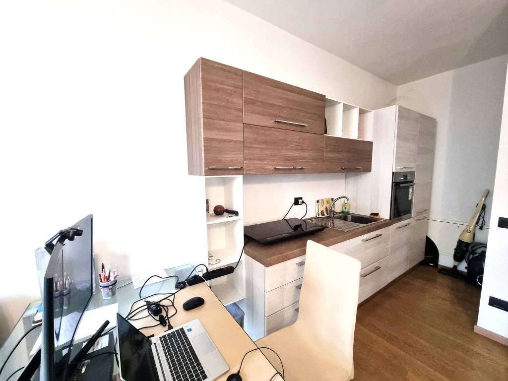 appartamento in vendita a Pavia in zona Centro Città