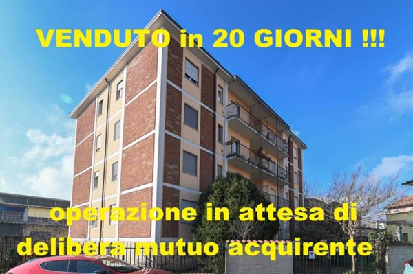 appartamento in vendita a Pavia in zona Centro Città