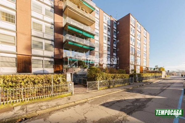 ufficio in vendita a Pavia in zona Stazione