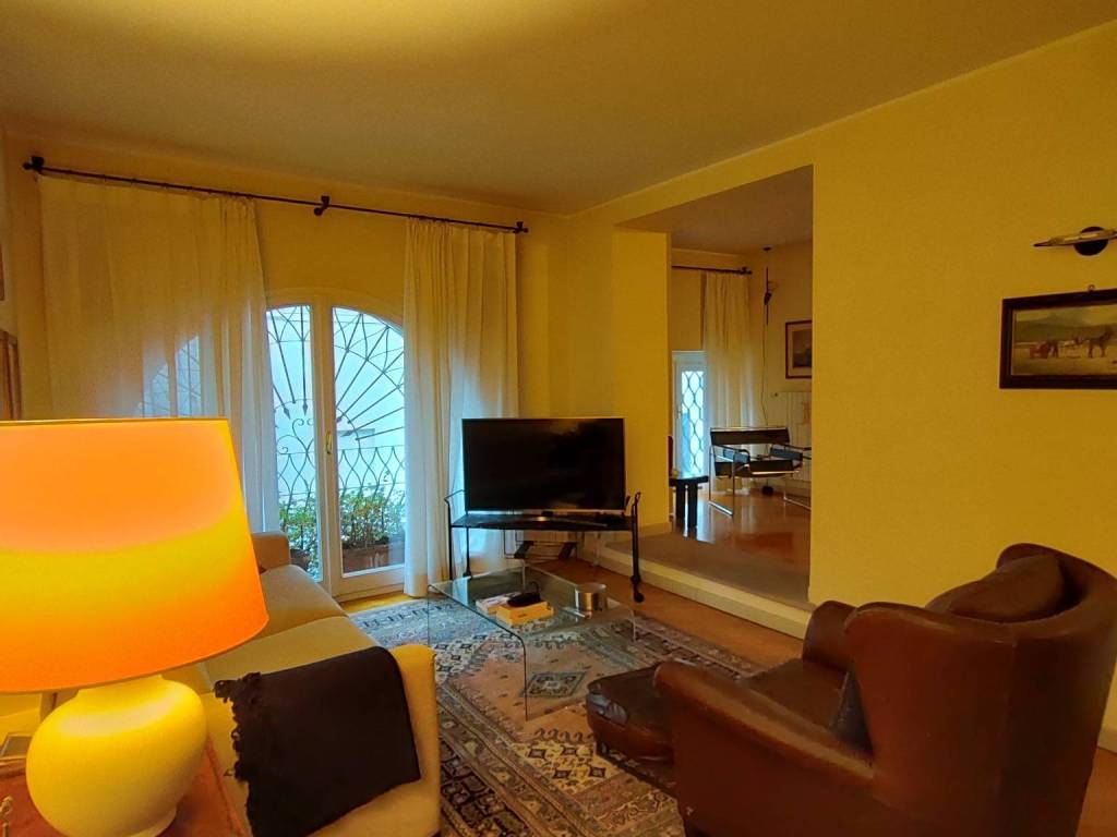 appartamento in vendita a Pavia in zona Centro Città