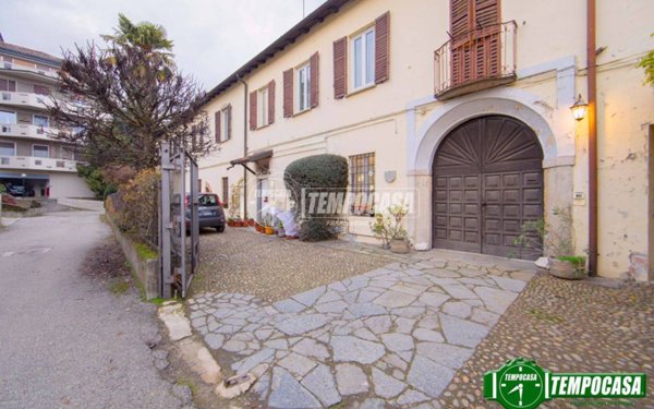 casa indipendente in vendita a Pavia in zona Centro Città