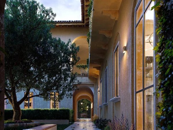 appartamento in vendita a Pavia in zona Centro Città