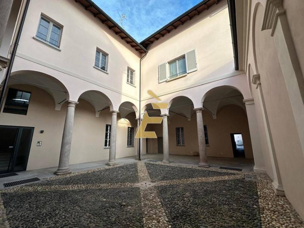 appartamento in vendita a Pavia