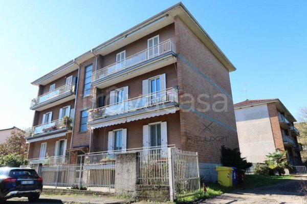 appartamento in vendita a Pavia in zona Chiozzo