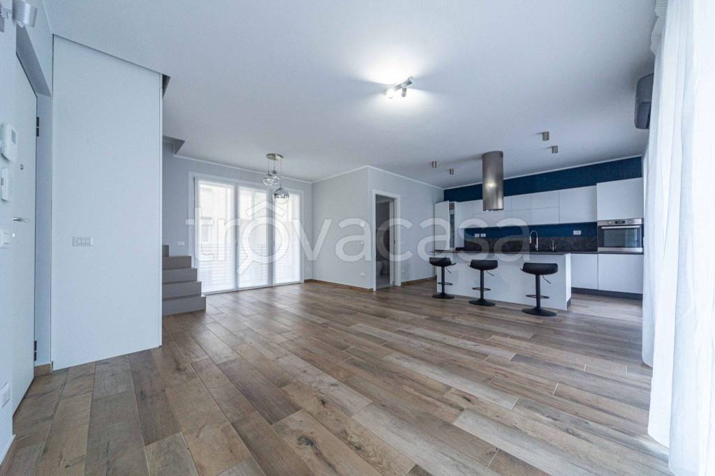 appartamento in vendita a Pavia in zona Centro Città