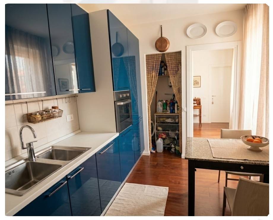 appartamento in vendita a Pavia in zona Centro Città
