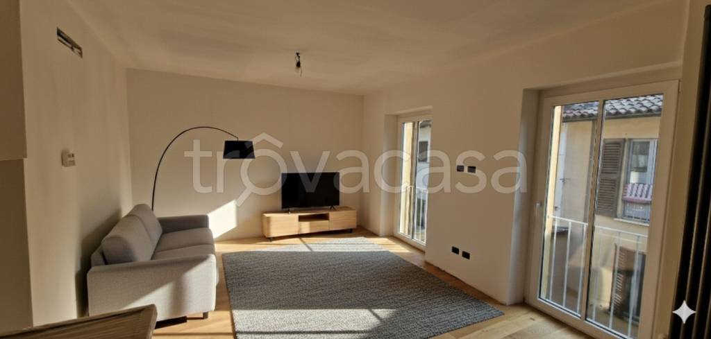 appartamento in vendita a Pavia in zona Centro Città