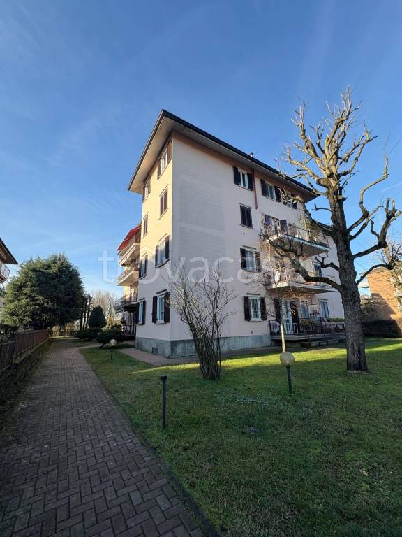 appartamento in vendita a Pavia in zona Viale Cremona