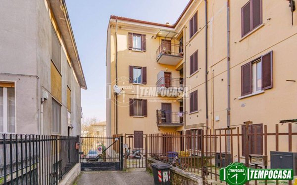 appartamento in vendita a Pavia in zona Stazione