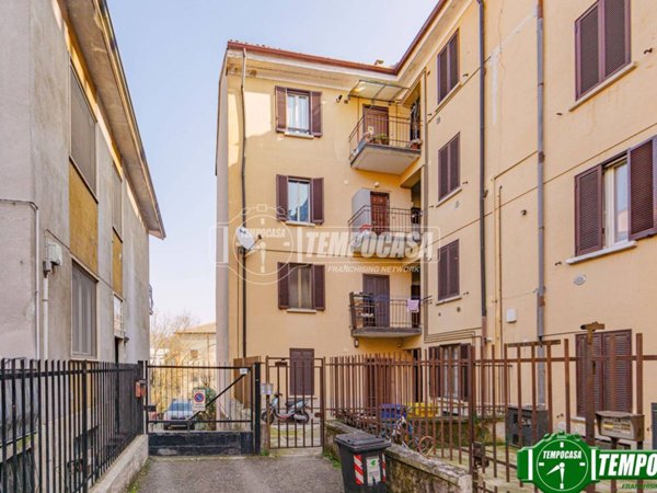 appartamento in vendita a Pavia in zona Stazione
