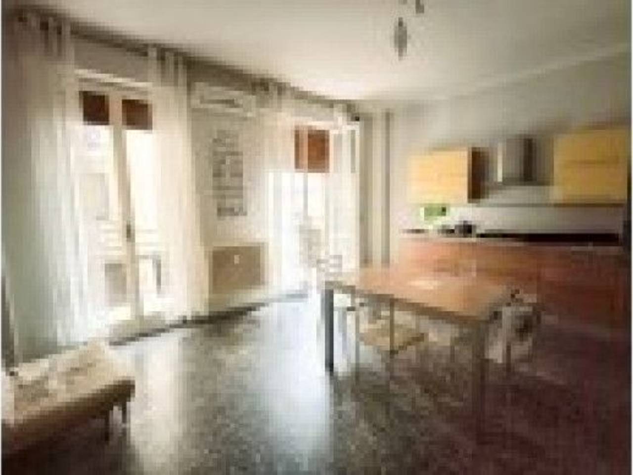 appartamento in vendita a Pavia in zona Centro Città