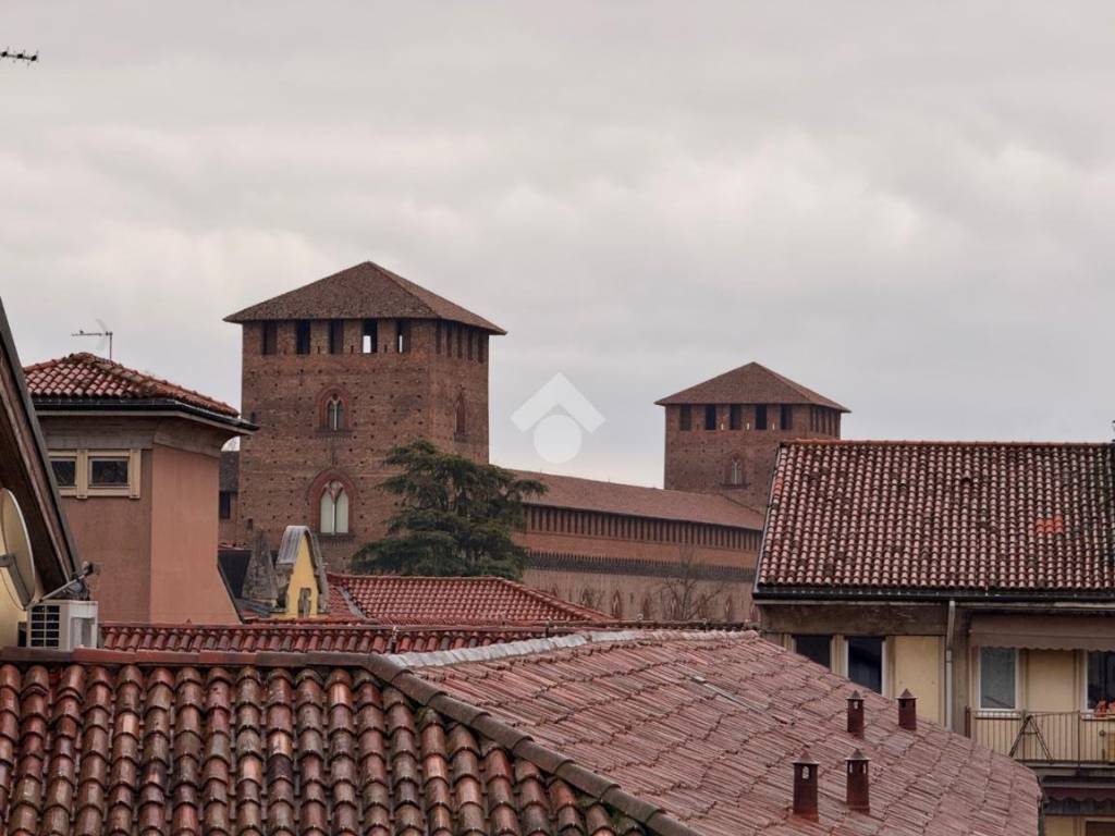 appartamento in vendita a Pavia in zona San Pietro