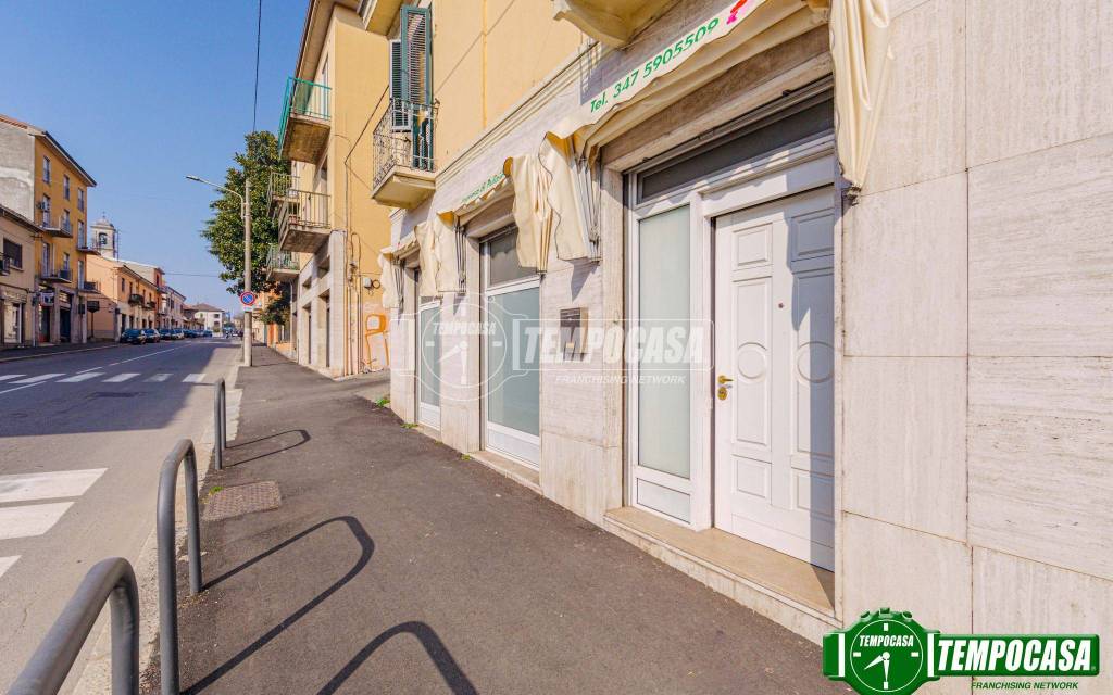 ufficio in vendita a Pavia in zona San Pietro