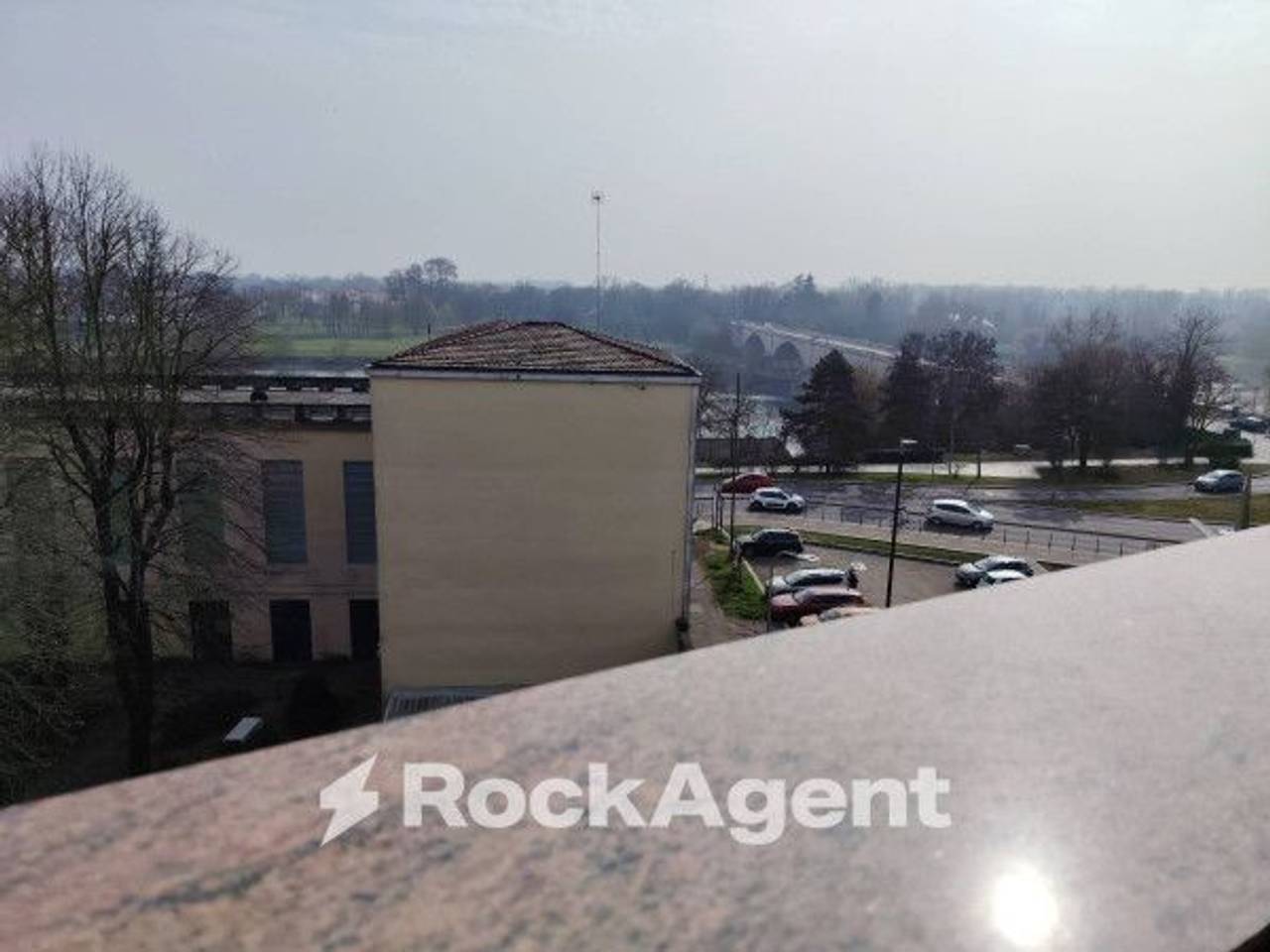 appartamento in vendita a Pavia in zona Centro Città