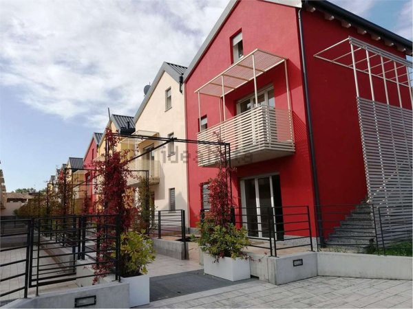 appartamento in vendita a Pavia in zona Centro Città