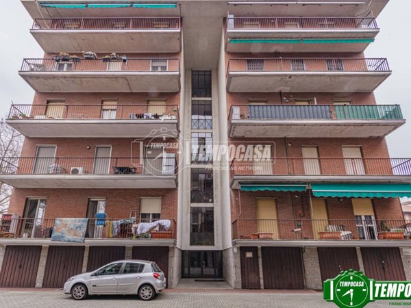 appartamento in vendita a Pavia in zona Campari