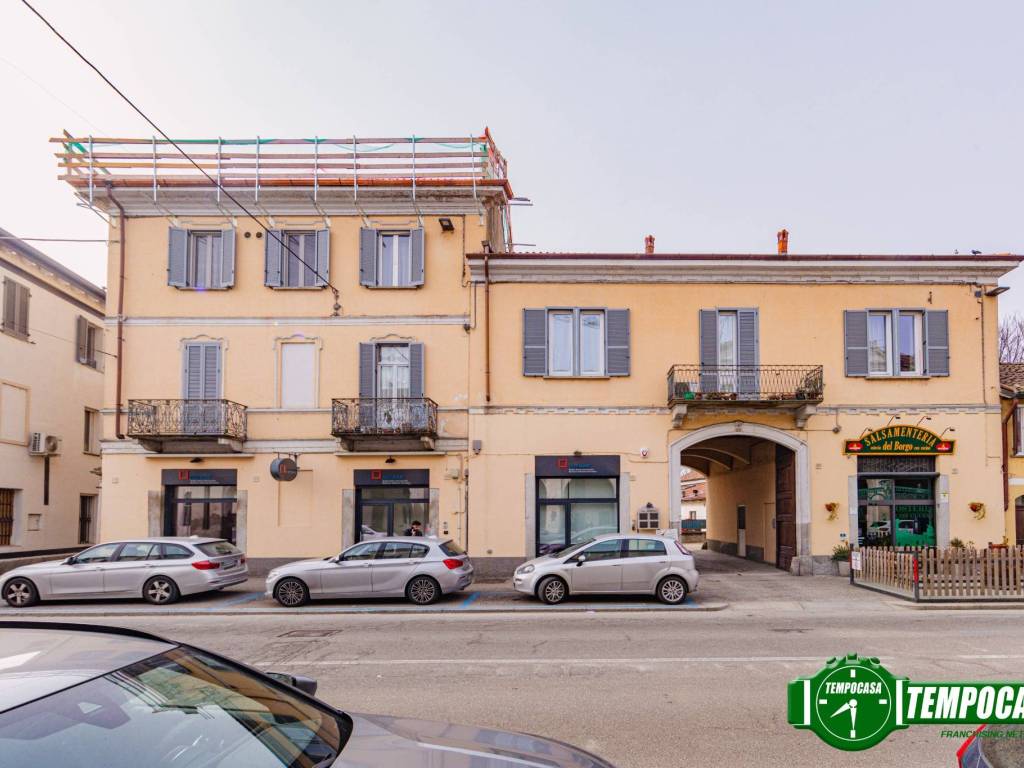 appartamento in vendita a Pavia in zona Borgo Ticino