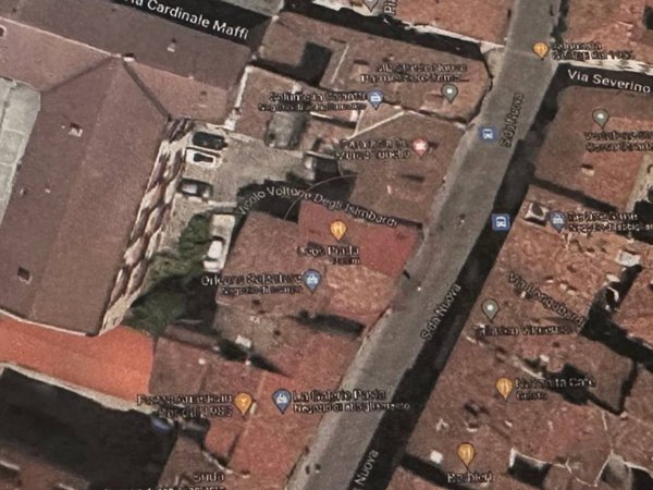 intera palazzina in vendita a Pavia in zona Centro Città
