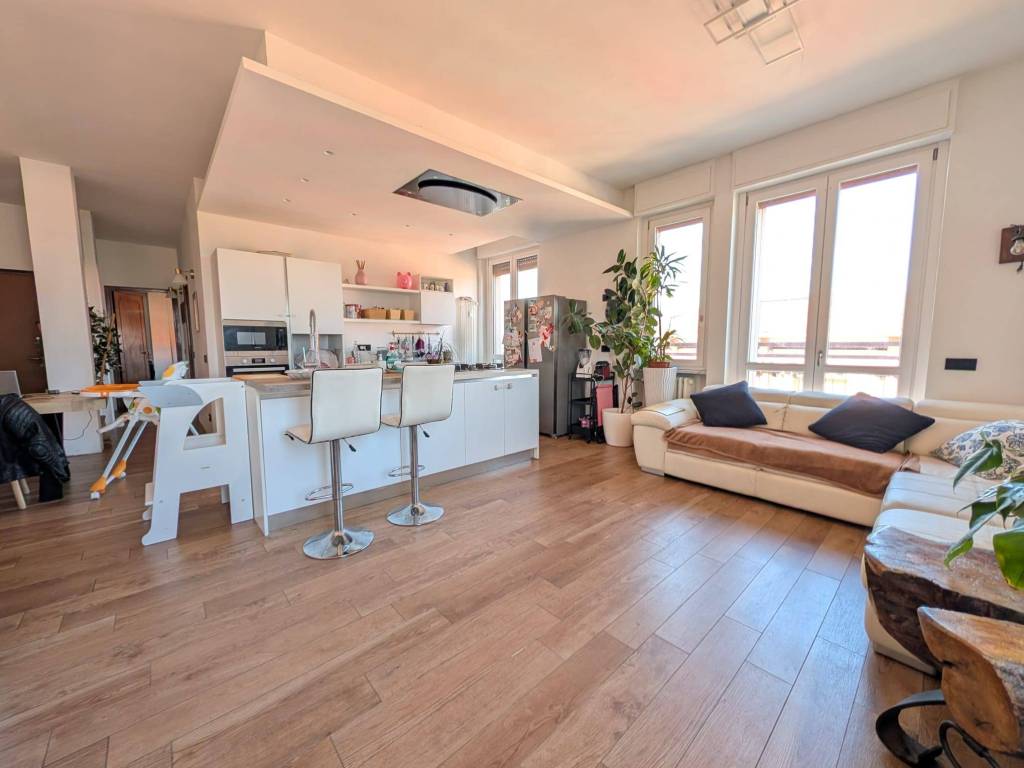 appartamento in vendita a Pavia in zona San Pietro