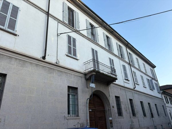 appartamento in vendita a Pavia in zona Centro Città