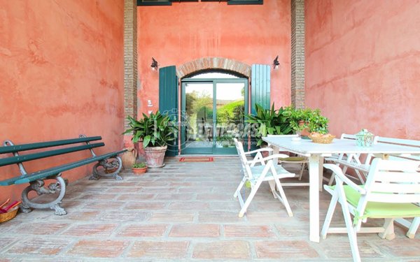 pentavano in vendita a Pavia