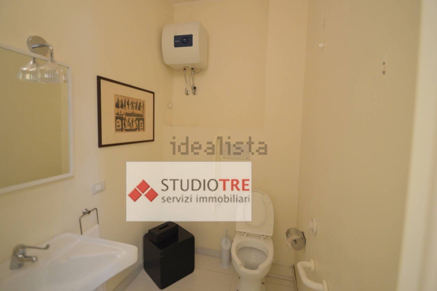 appartamento in vendita a Pavia in zona Centro Città