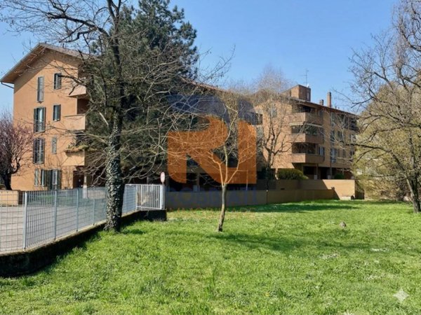 appartamento in vendita a Pavia in zona Borgo Ticino