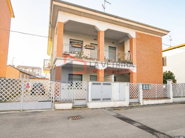 appartamento in vendita a Pavia in zona Viale Cremona