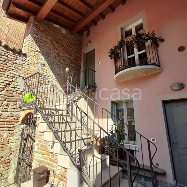 appartamento in vendita a Pavia in zona Centro Città