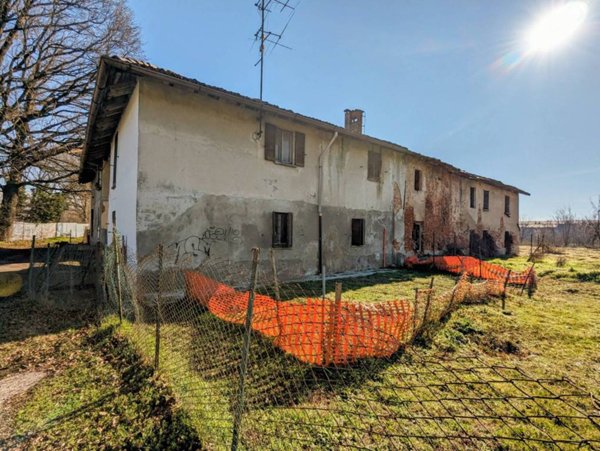 casa indipendente in vendita a Pavia in zona Campo Coni