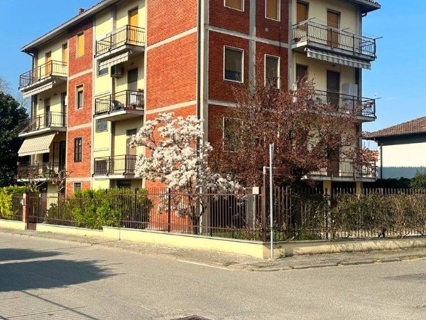 appartamento in vendita a Pavia in zona San Pietro