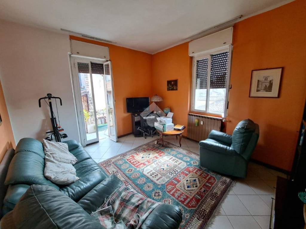 appartamento in vendita a Pavia in zona Centro Città