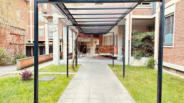 appartamento in vendita a Pavia in zona Centro Città