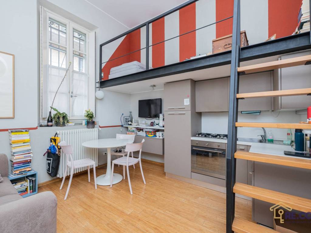 appartamento in vendita a Pavia in zona Centro Città