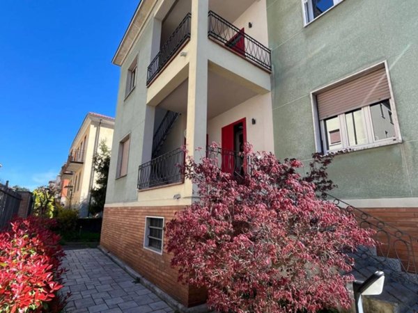 appartamento in vendita a Pavia in zona Città Giardino