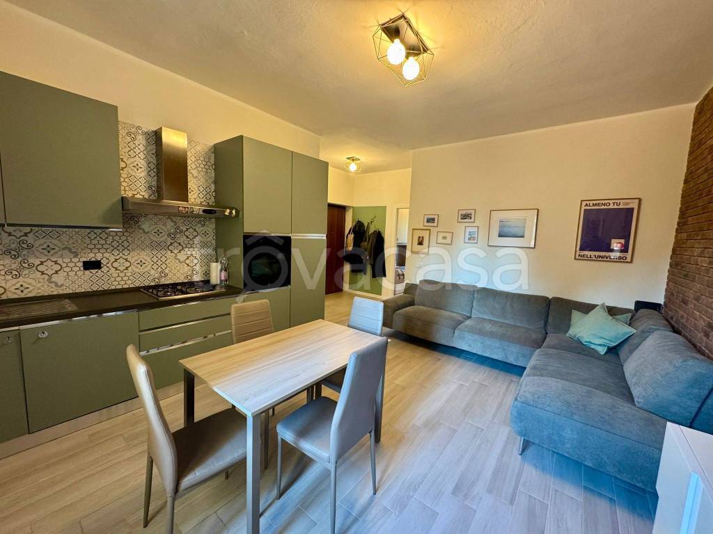 appartamento in vendita a Pavia in zona Ca' Della Terra