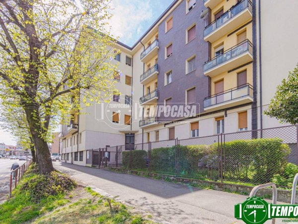 appartamento in vendita a Pavia in zona Città Giardino