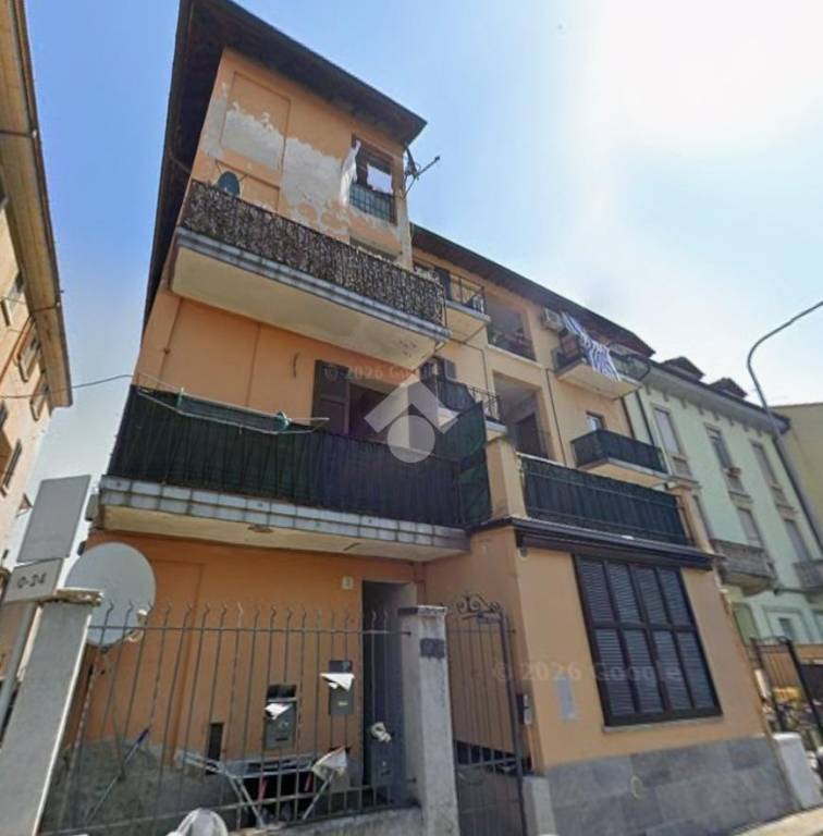 appartamento in vendita a Pavia in zona Stazione