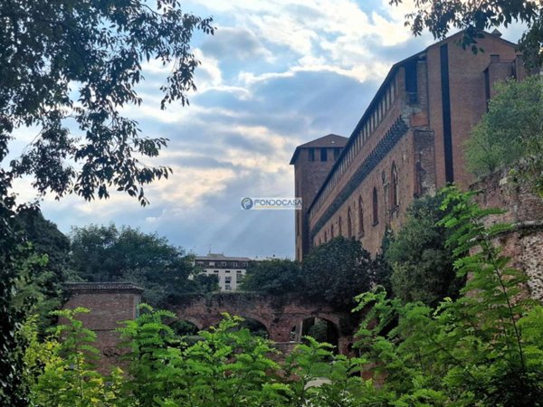 appartamento in vendita a Pavia in zona Centro Città