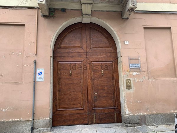 appartamento in vendita a Pavia in zona Centro Città