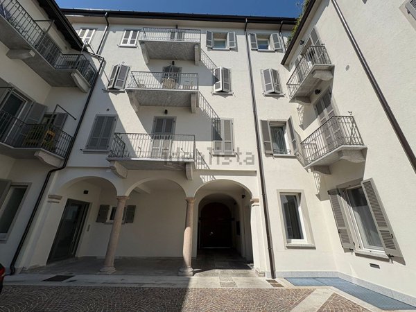 appartamento in vendita a Pavia in zona Centro Città
