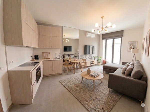 appartamento in vendita a Pavia in zona Centro Città