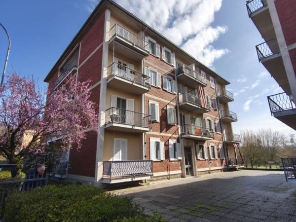 appartamento in vendita a Pavia in zona San Pietro