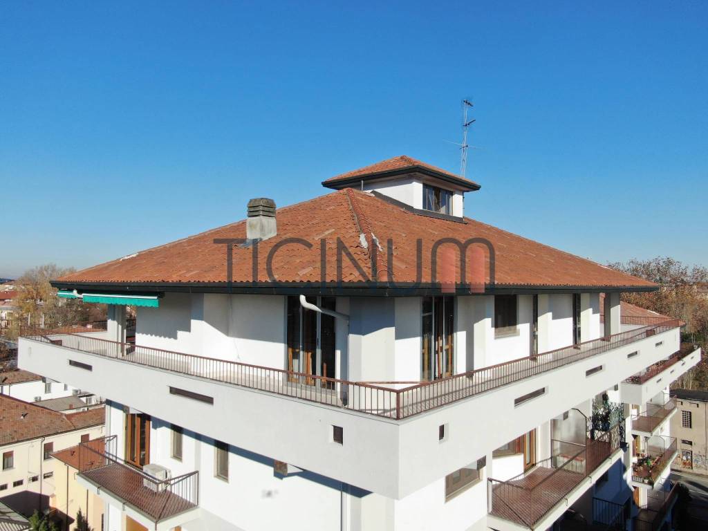 appartamento in vendita a Pavia in zona Stazione