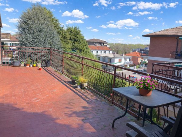 appartamento in vendita a Pavia in zona Città Giardino