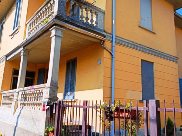casa indipendente in vendita a Pavia in zona Casa sul Fiume